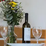Rita Guest house