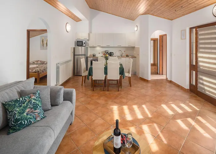 Casa de hóspedes Rita 3*